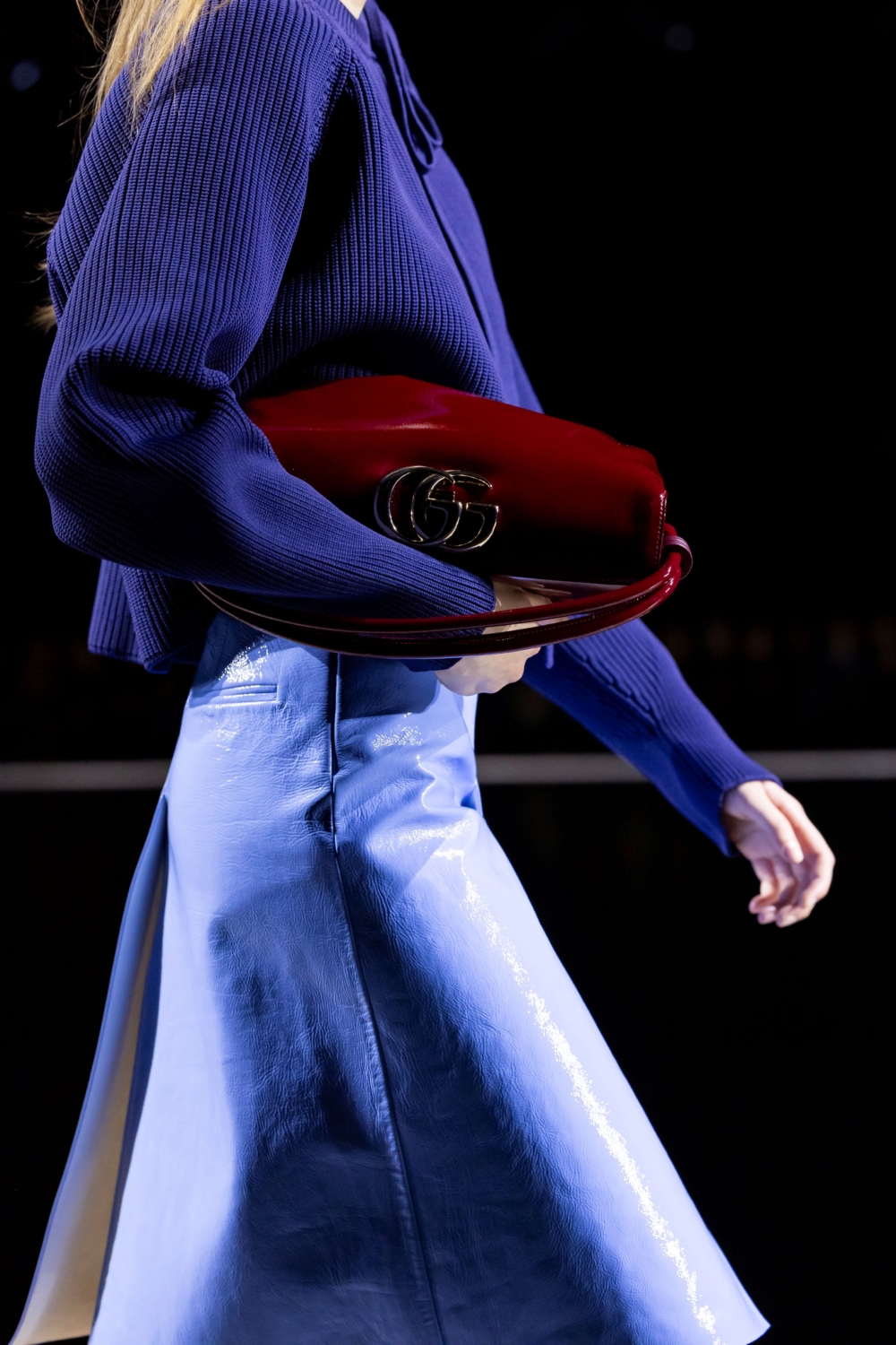 Gucci 「Ancora」2024春夏系列手袋亮點1:添上一抹Ancora Rosso酒紅色