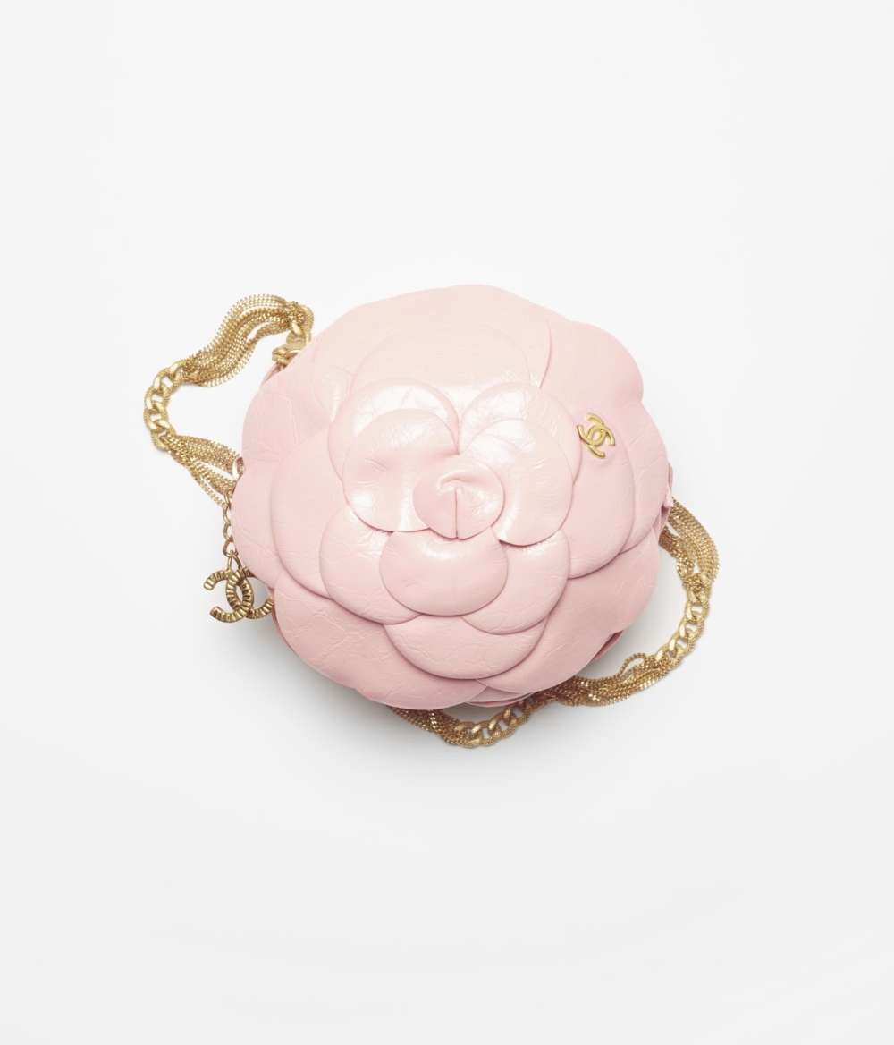 CHANEL 2023秋冬系列山茶花手袋3:Evening Bag山茶花晚宴包