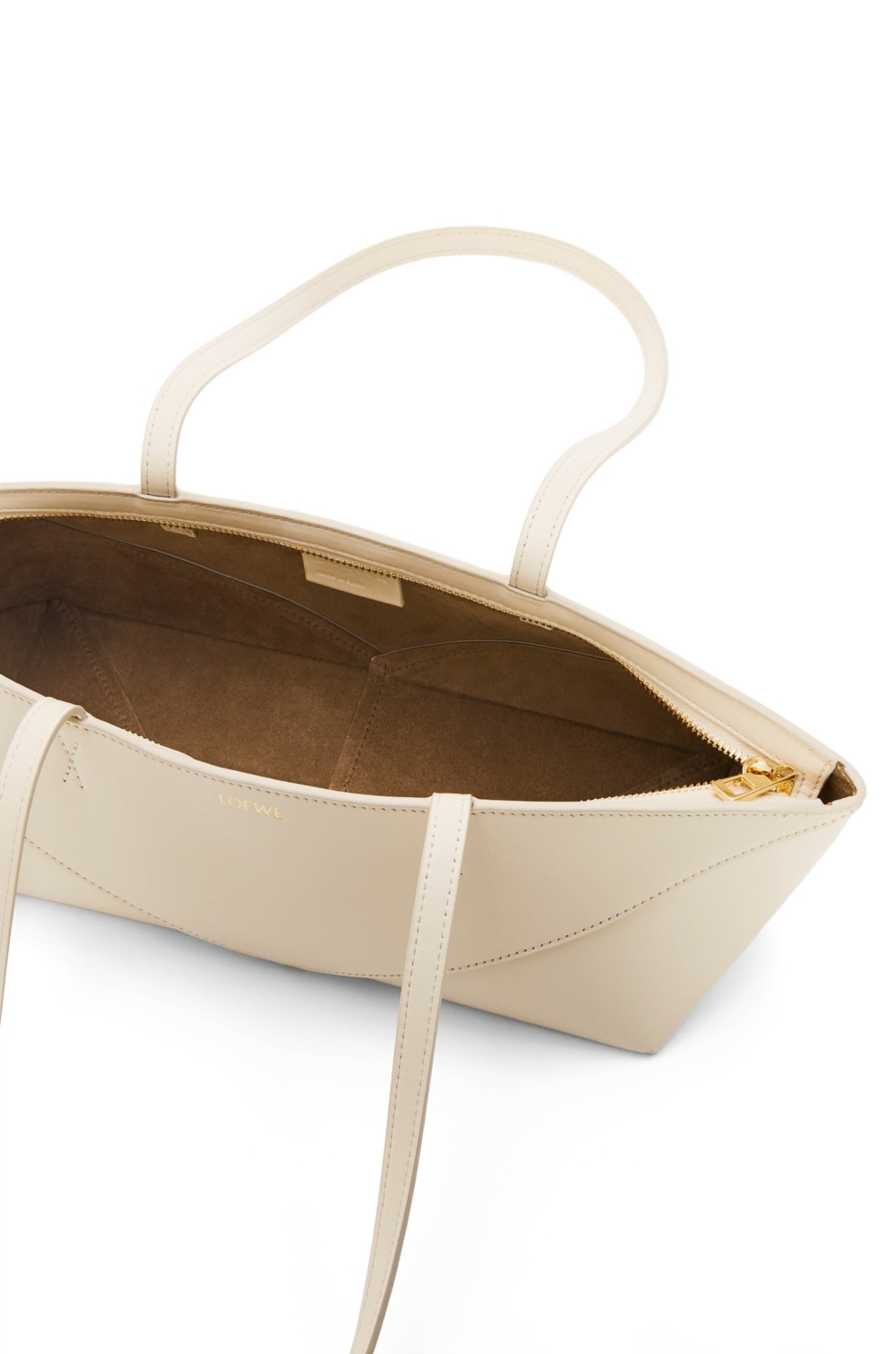 Cropped Puzzle Fold Bag in Shiny Calfskin。