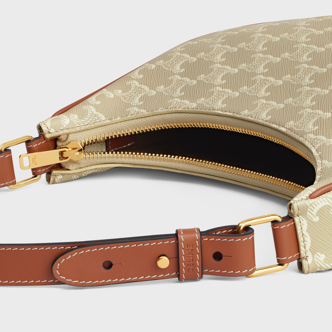 標誌印花及牛皮革、織物襯裡