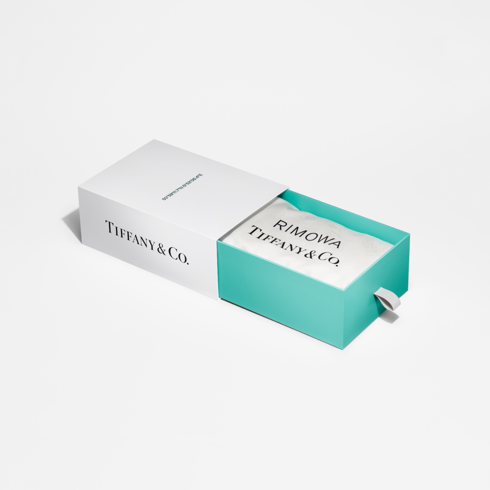 Rimowa x Tiffany & Co.限量聯名系列迷你箱。