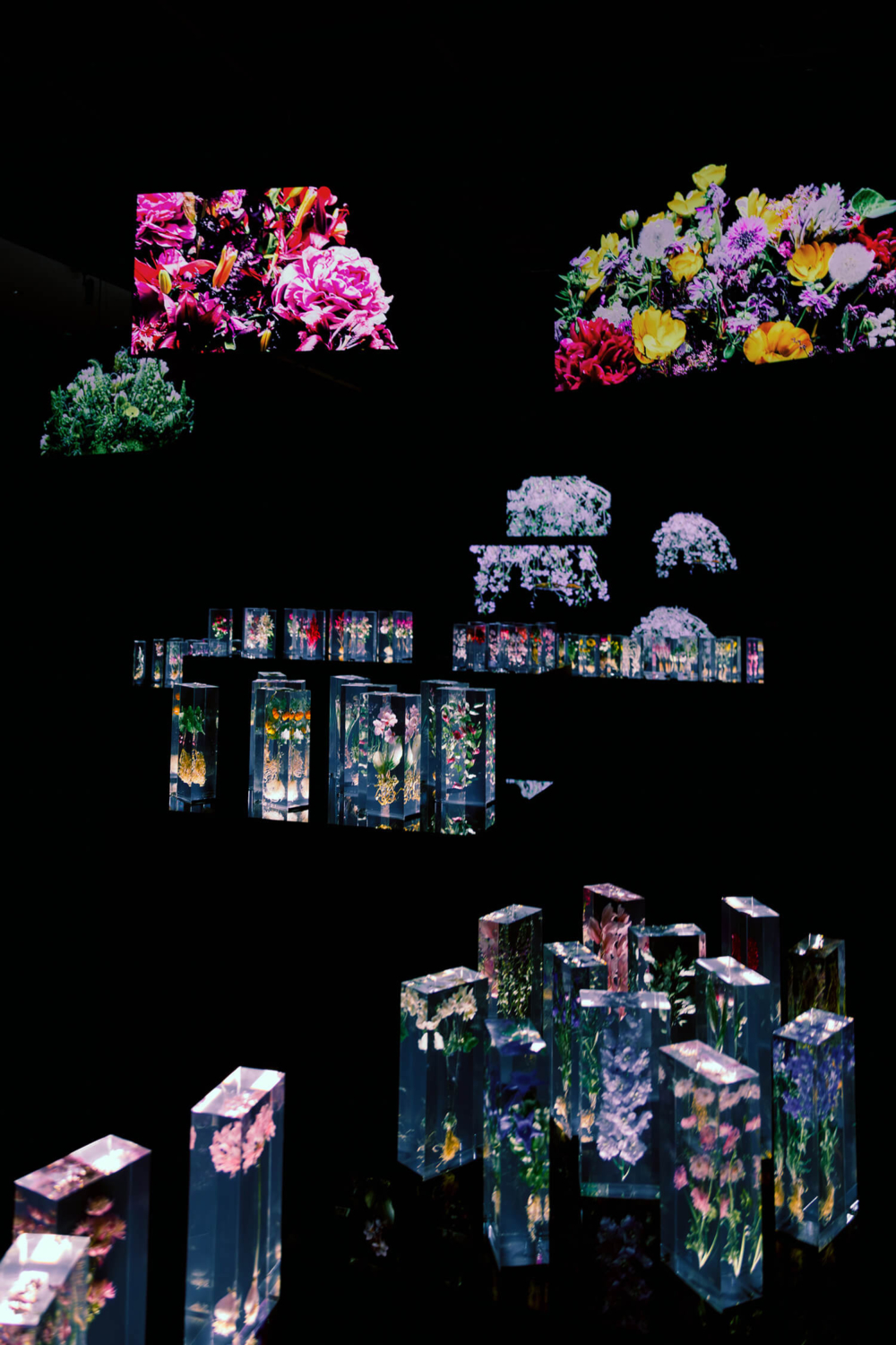 Azuma Makoto《東信展：繁花．時敘》：100件訂製「Block Flowers」