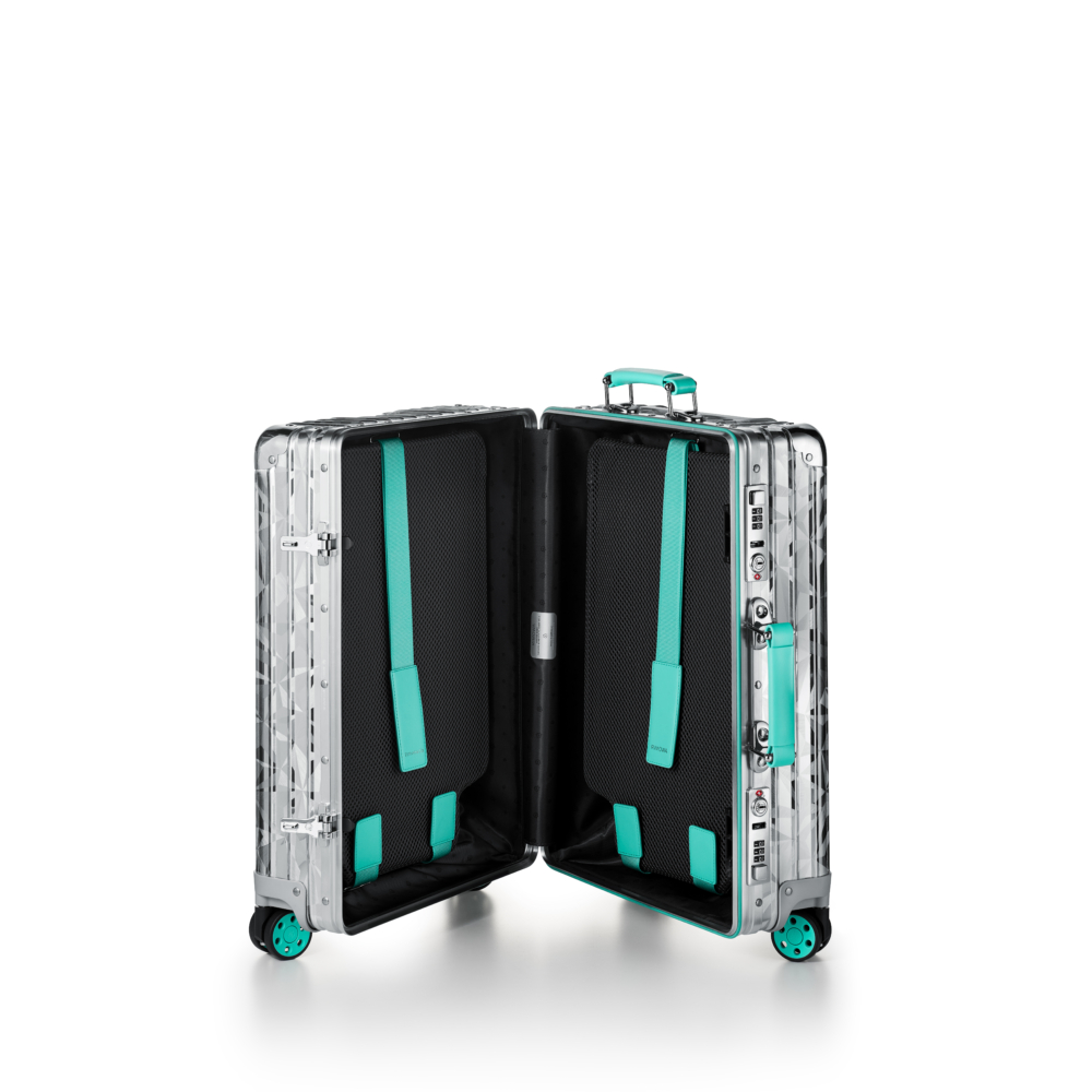 Rimowa x Tiffany & Co.限量聯名系列登機箱。