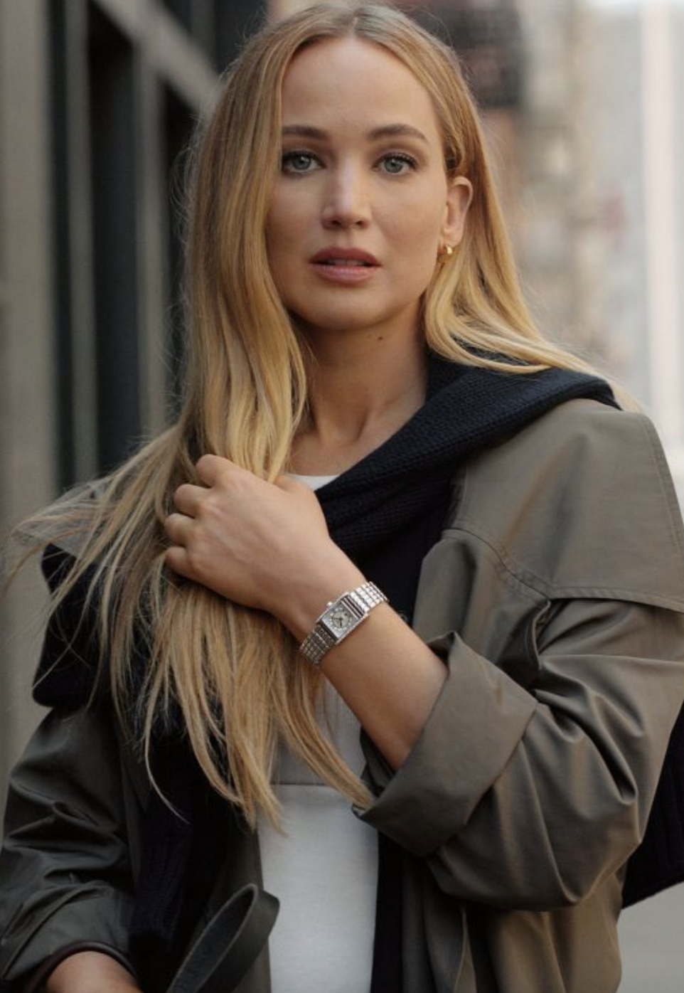 她為Longines拍攝的形象大片。