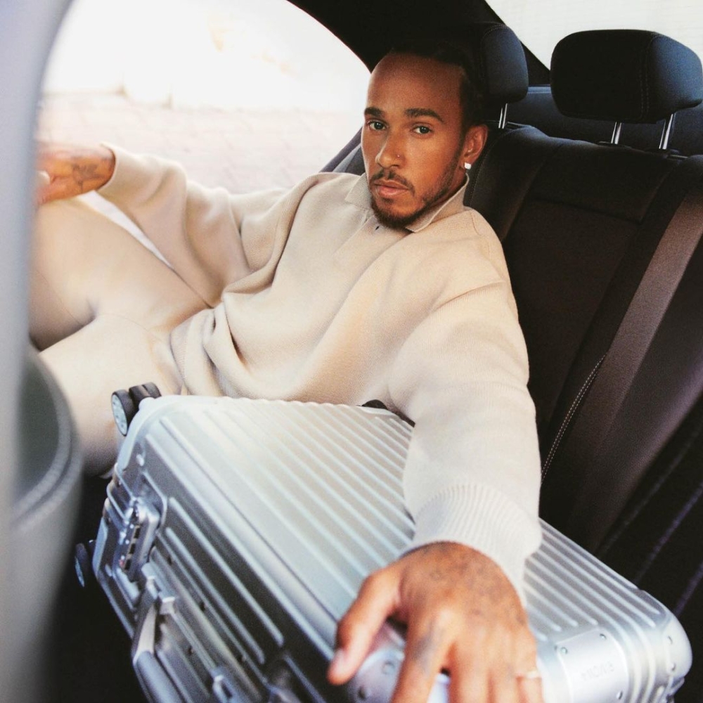 Lewis Hamilton也時髦出鏡。