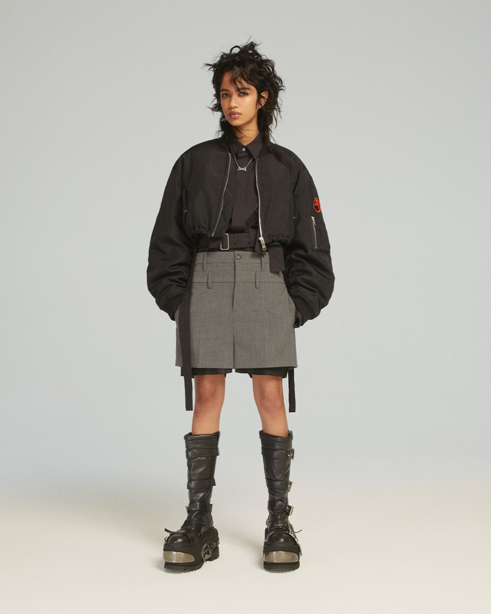 打造出帶有街頭感的造型