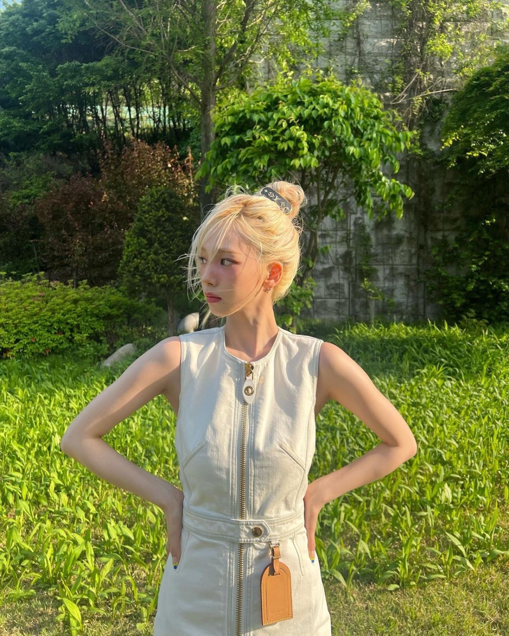 韓星金髮染髮範本推薦5：Aespa Karina