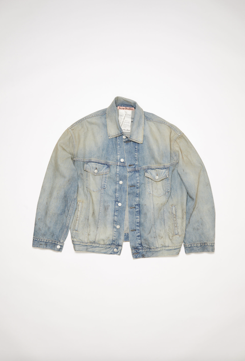 Oversized Fit Denim Jacket。