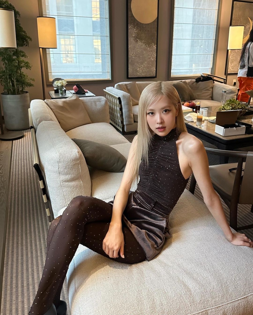 Rosé帶來的全新造型。