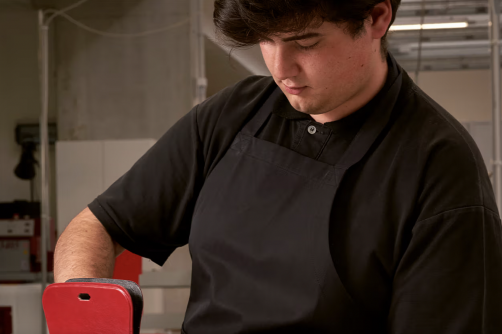 每年收取50位學生。