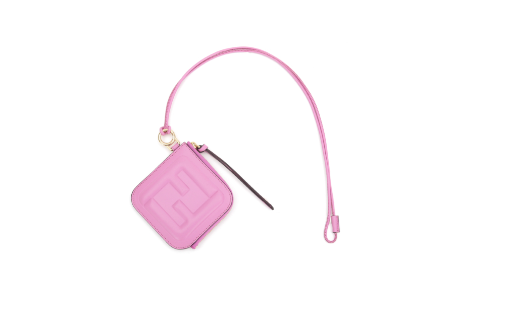 「Friends of FENDI」系列配件