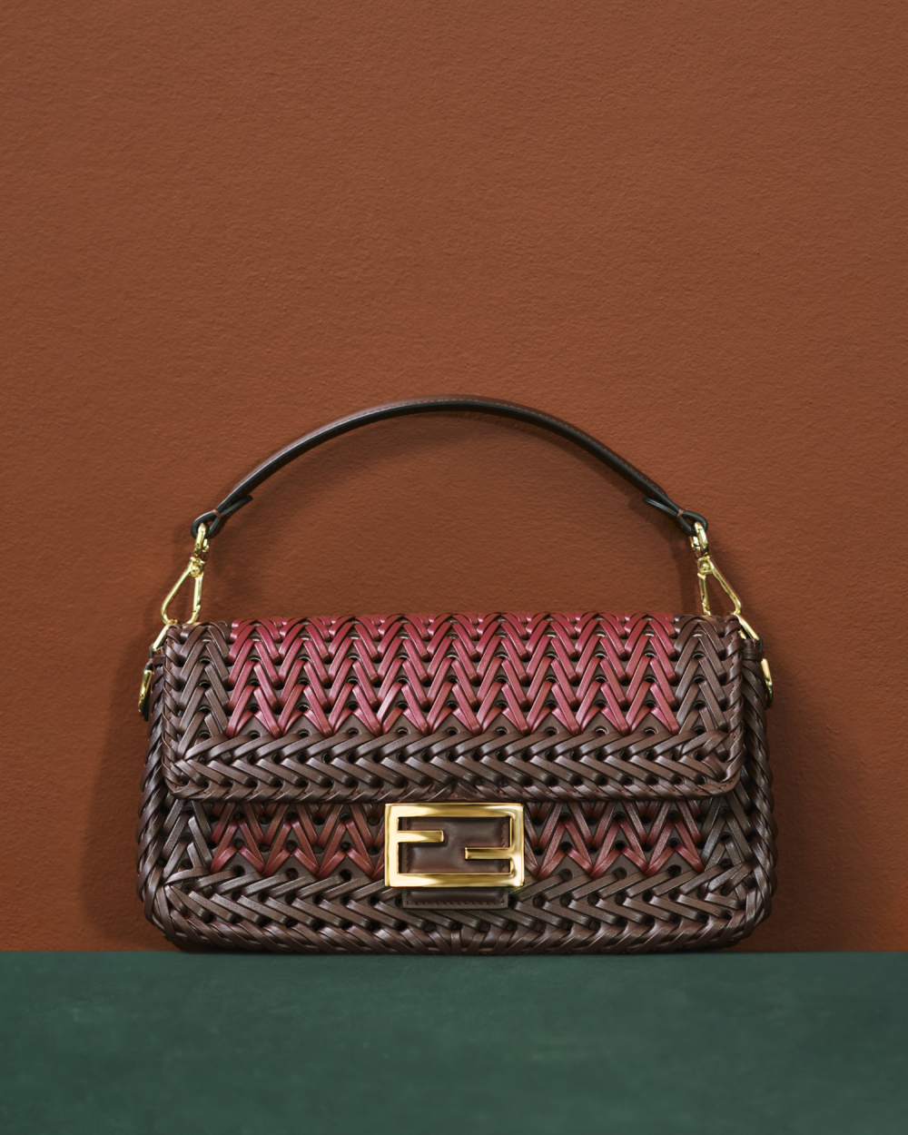 Stefano Pilati × Friends of FENDI系列配件編織Baguette