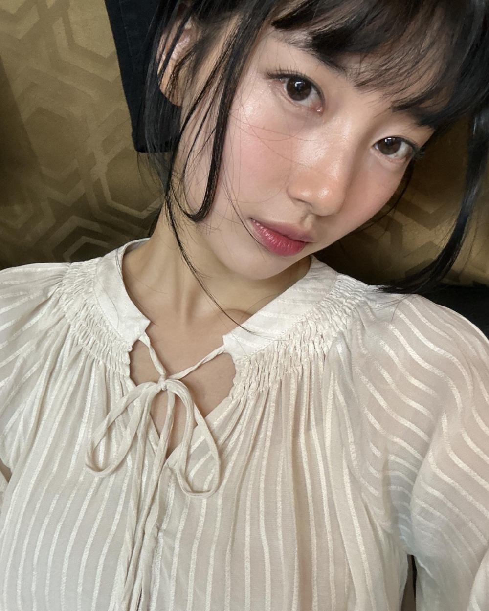 秀智經常選擇白色上衣