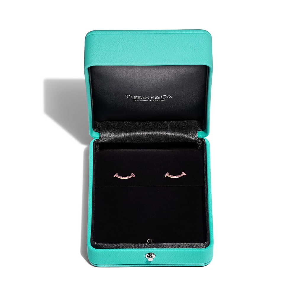 18K玫瑰金鑲嵌圓形0.16克拉粉紅藍寶石