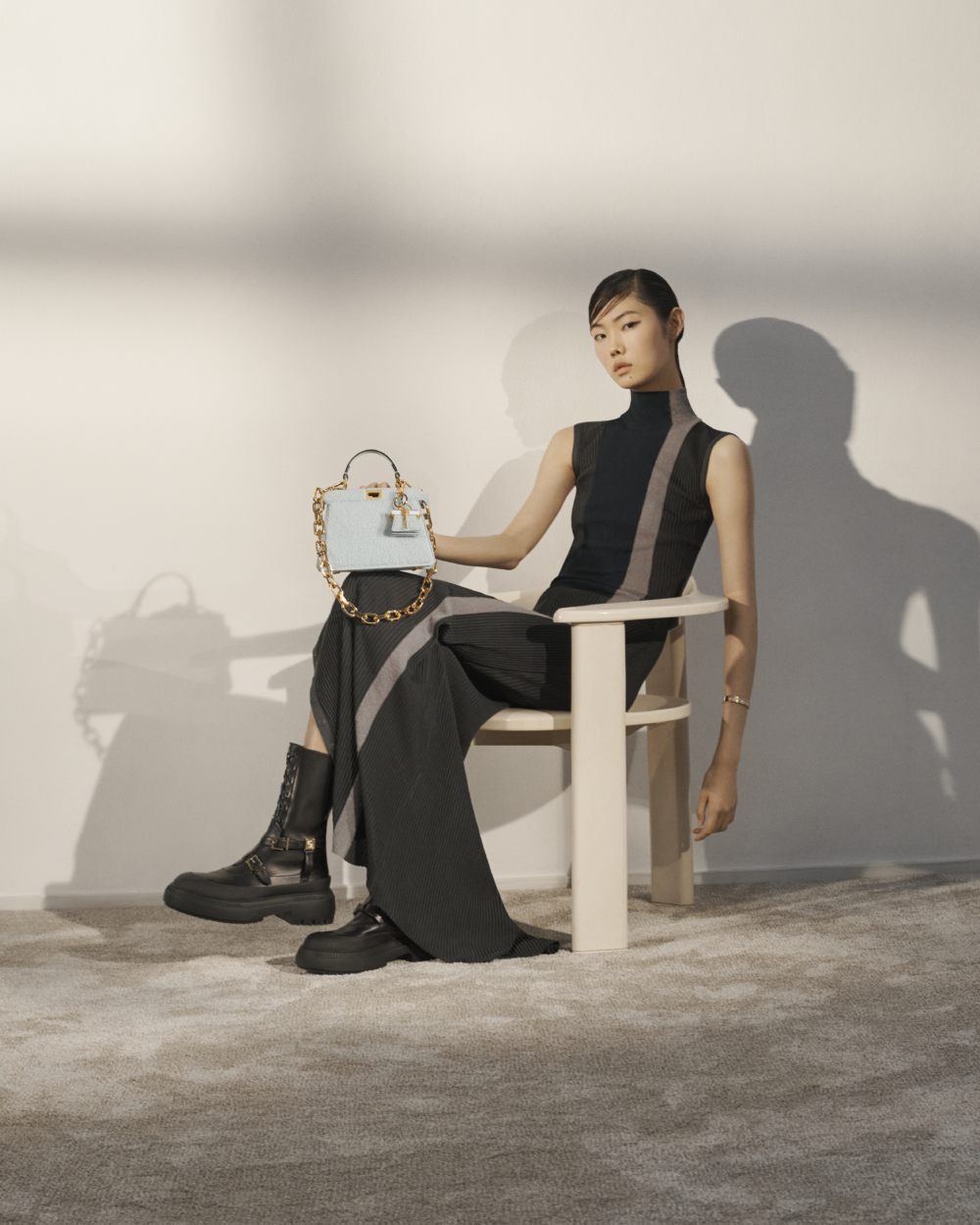 FENDI Peekaboo 翻羊毛材質手工編織包款限定系列