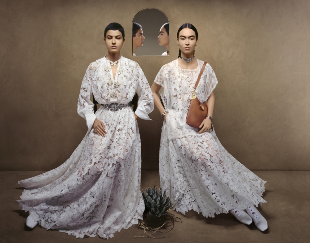 Dior 2024早春度假系列的形象照。