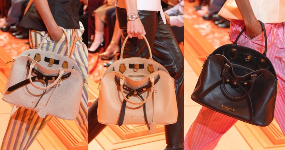 擁有實用尺寸的手袋。