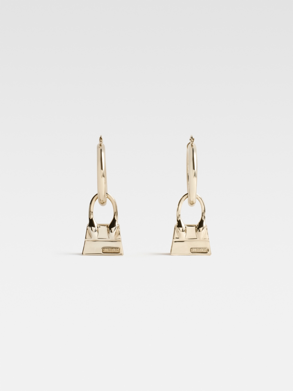 撩撥芳心的小包耳環:Jacquemus Les créoles Chiquito