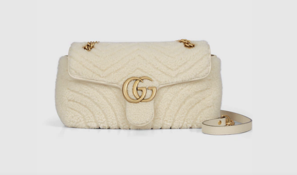 GG Marmont Small Shoulder Bag。