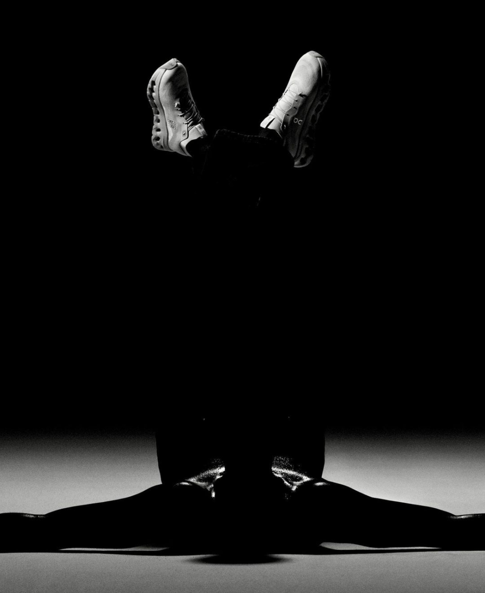 LOEWE × On這款波鞋將精心設計與革命性的工藝融為一體