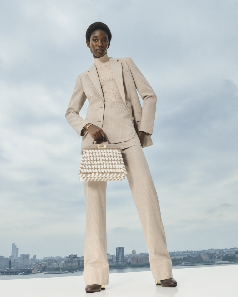 FENDI Peekaboo 翻羊毛材質手工編織包款限定系列