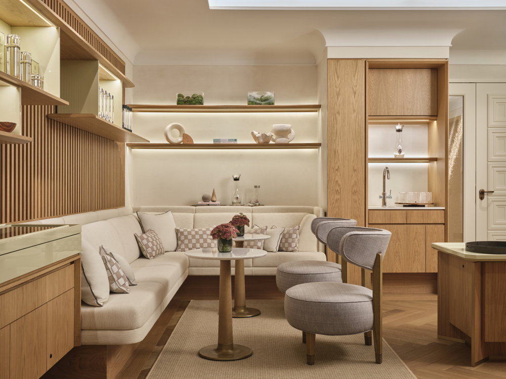 Asaya Retail area。