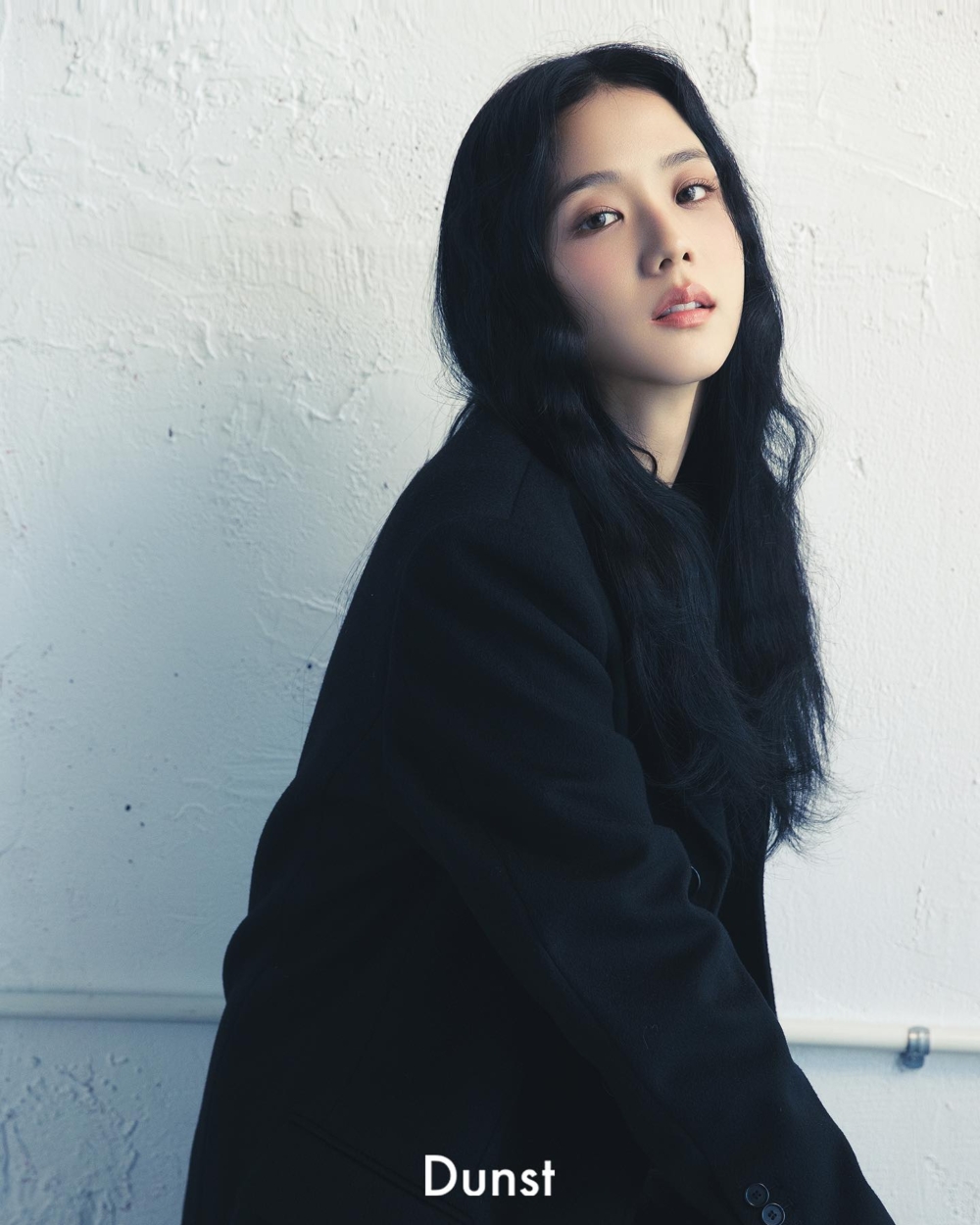 搭配上藍色、黑色、咖啡、卡其等適合秋天的大地色系