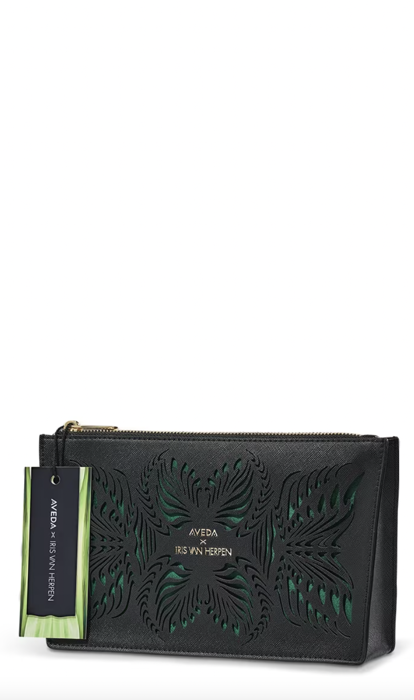 Syntopia Cosmetic Pouch。