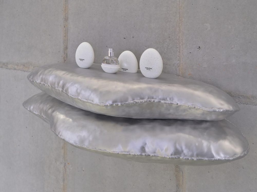 採用亮麗用色和大膽設計展示全新產品，增添樂觀俏皮和年輕氣息。