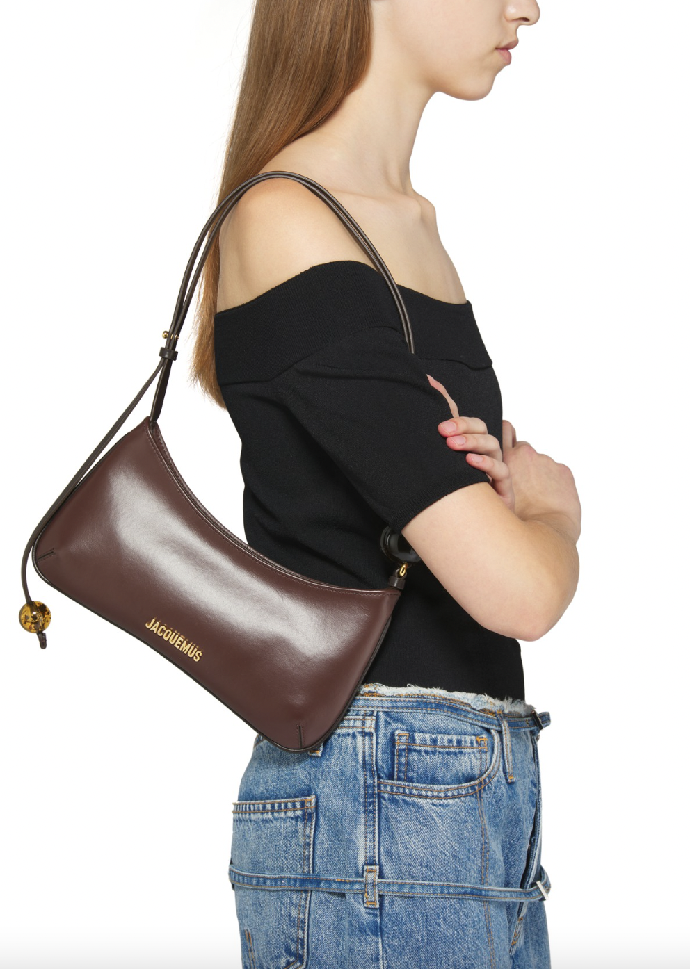 Jacquemus Le Bisou Perle Bag。