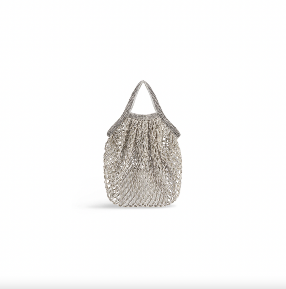 銀色的The 24/7 Bag。