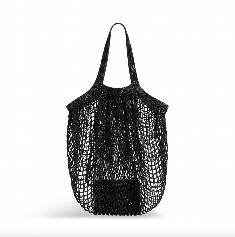 黑色的The 24/7 Bag。