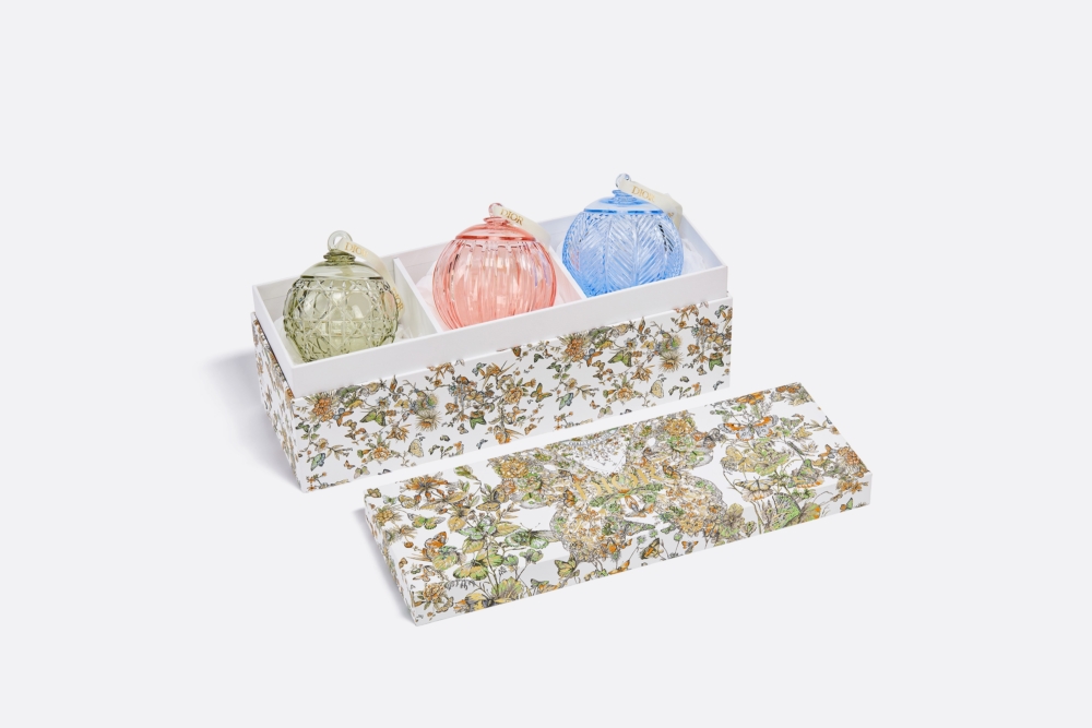 Dior 2023聖誕禮物推薦4:聖誕飾物套裝