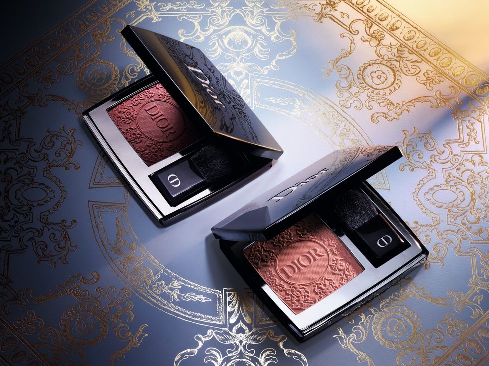 傲姿胭脂 - 珍藏版 各HK$485