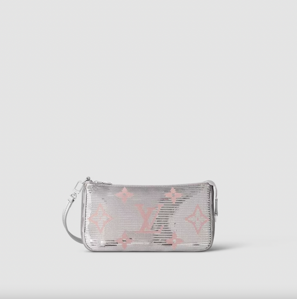 Pochette Accessoires。