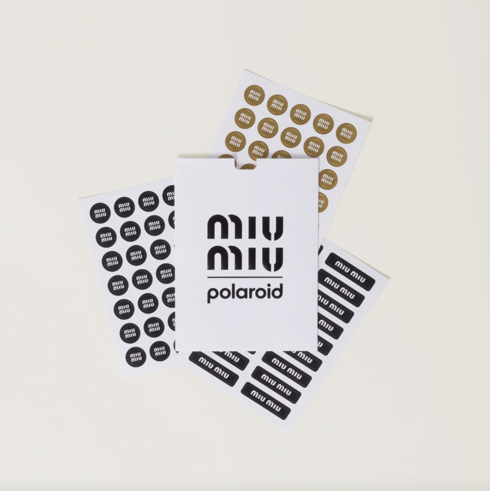 還有附上貼紙。