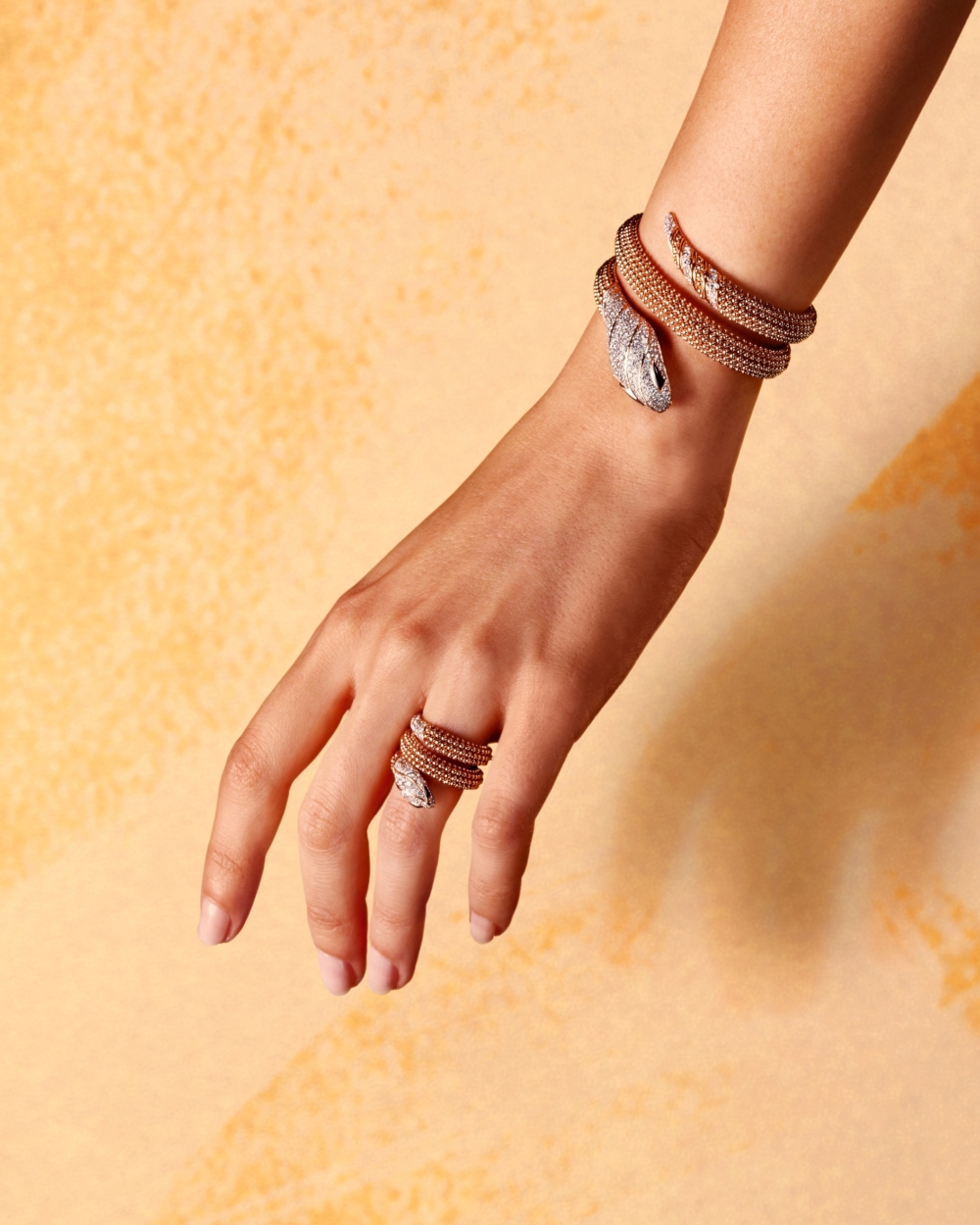 BVLGARI Serpenti系列珠寶