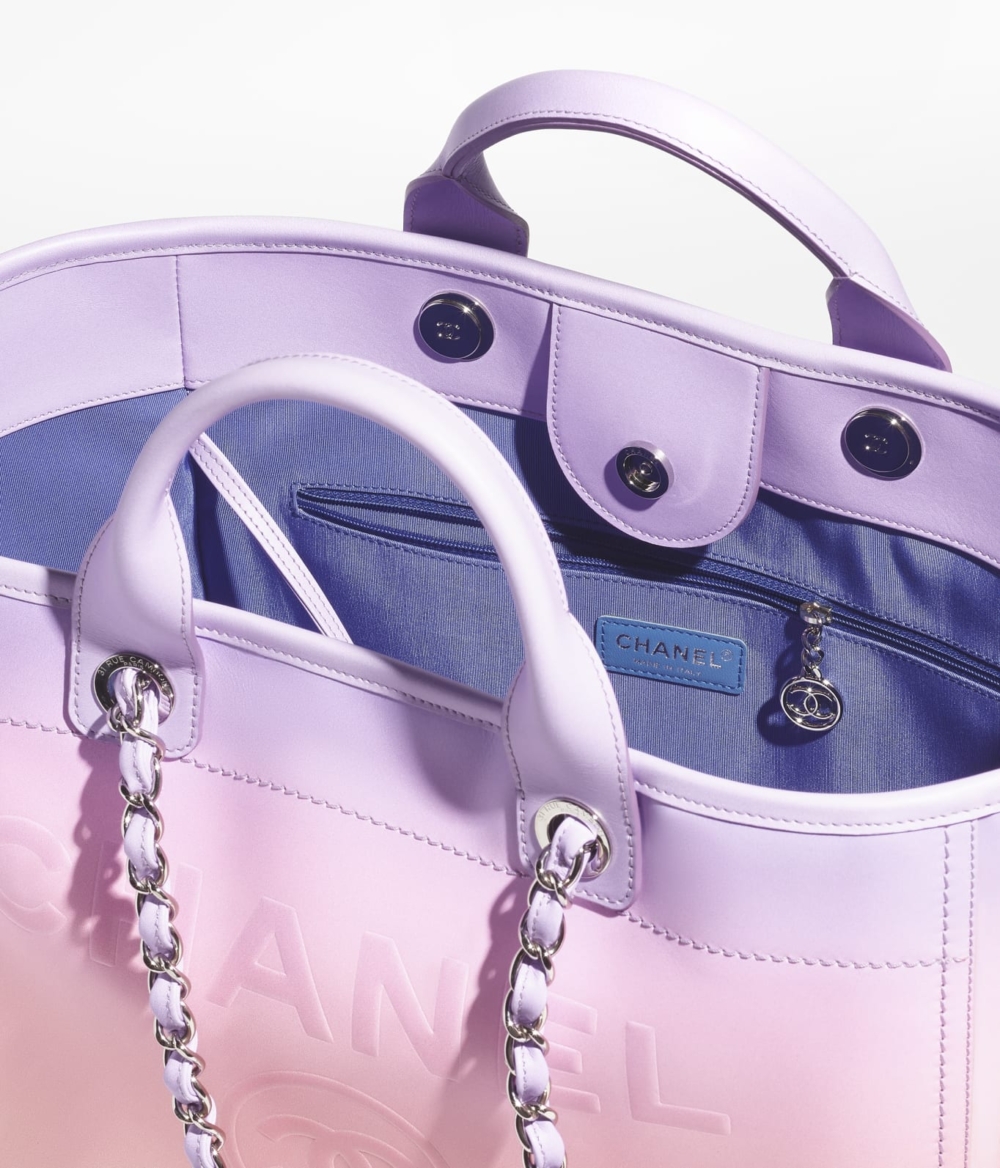CHANEL The Cruise 2024系列手袋6:CHANEL Large Shopping Bag