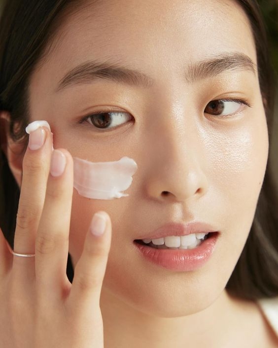 不要怕黏笠,厚塗效果長。