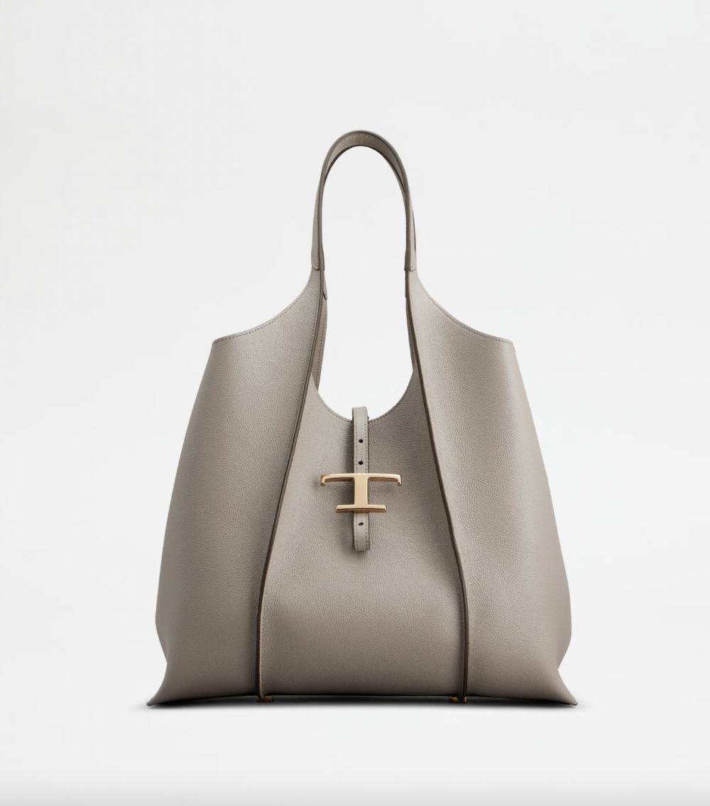 T Timeless Shopping Bag in Leather Medium。