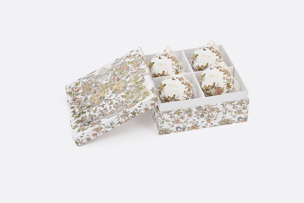 Dior 2023聖誕禮物推薦3:聖誕飾物套裝