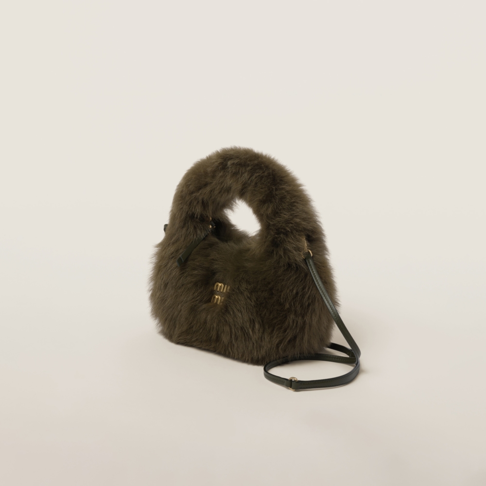 Miu Miu Wander 皮革細節綴飾羊毛半月形手袋