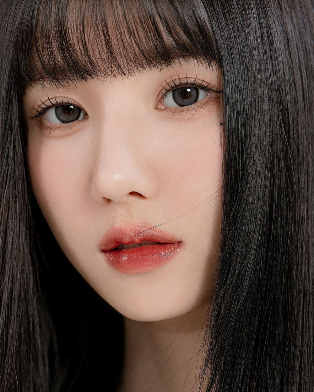 「冰糖葫蘆唇妝」有豐唇的效果。