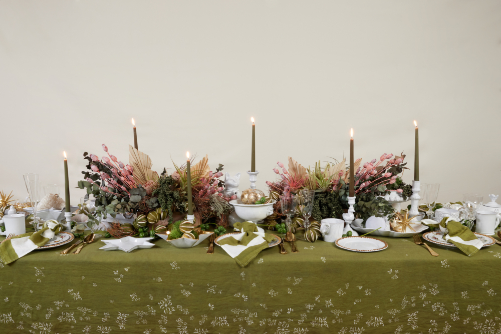 以聖誕綠為主題的配色。