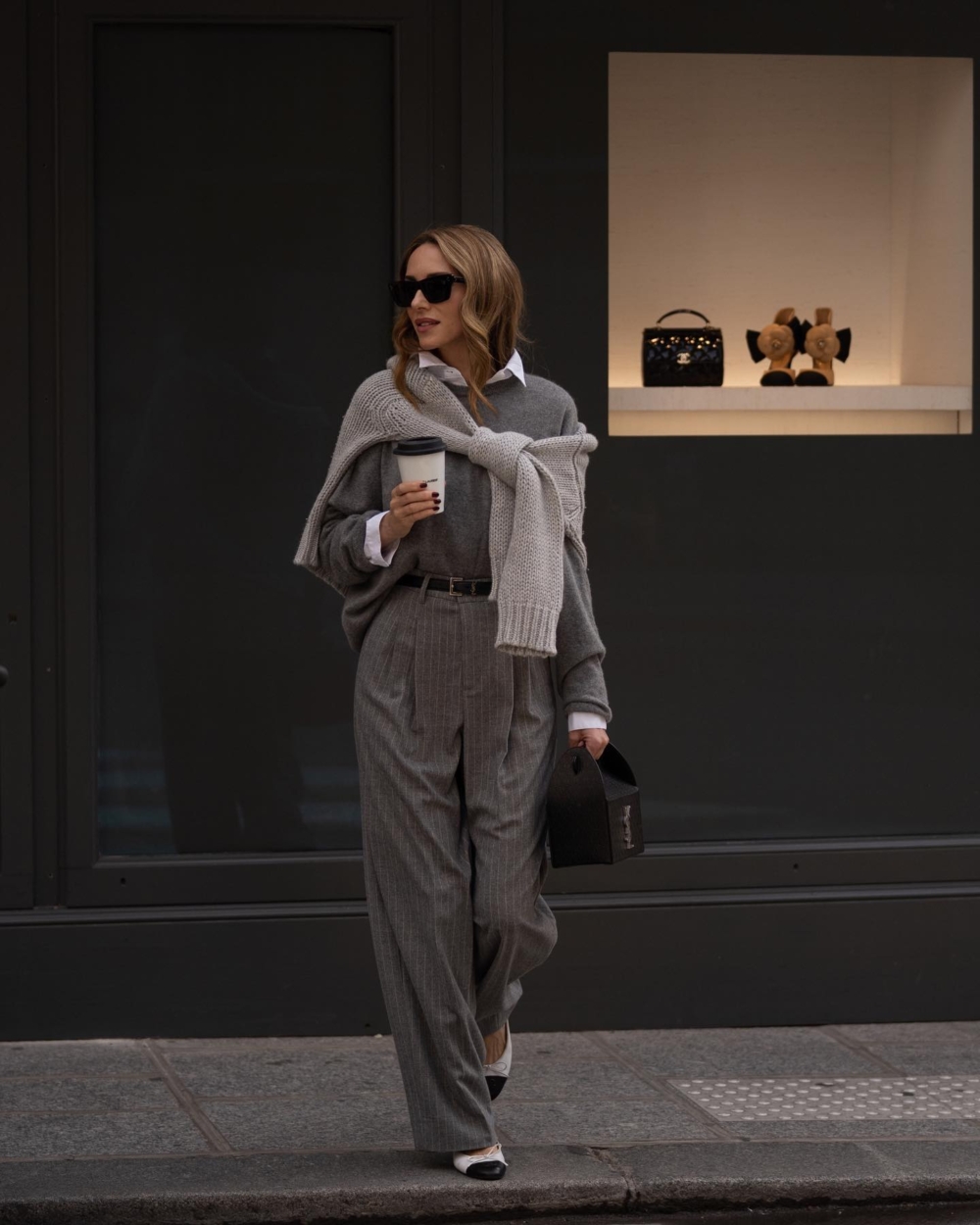 明星「Groutfit」全灰色系穿搭