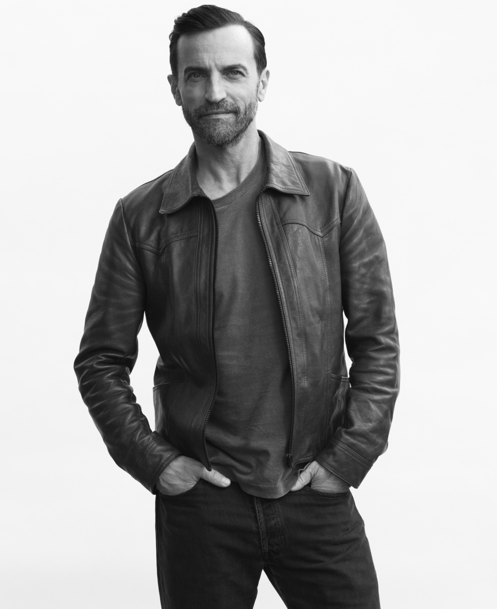Louis Vuitton宣布續簽Nicolas Ghesquière合約。