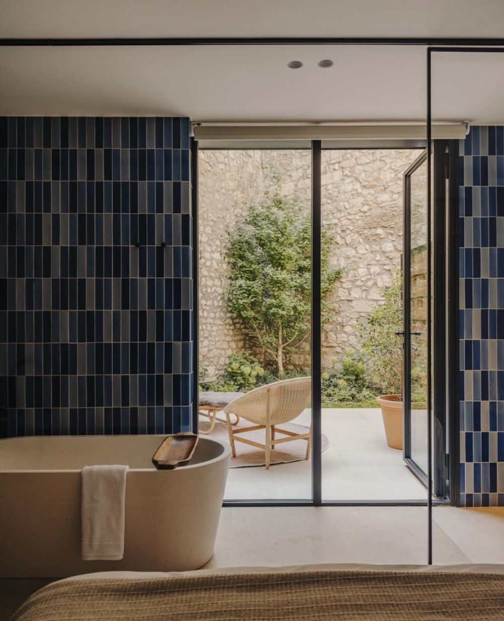 特別的客房設有私人露台。