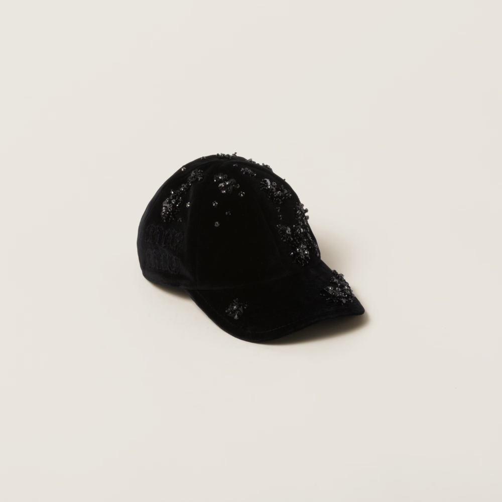 Velvet Baseball Cap。