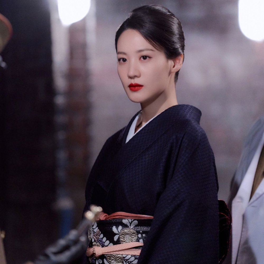 飾演掌控京城「前田夫人」前田雪子的Claudia Kim(金秀炫/金秀賢)