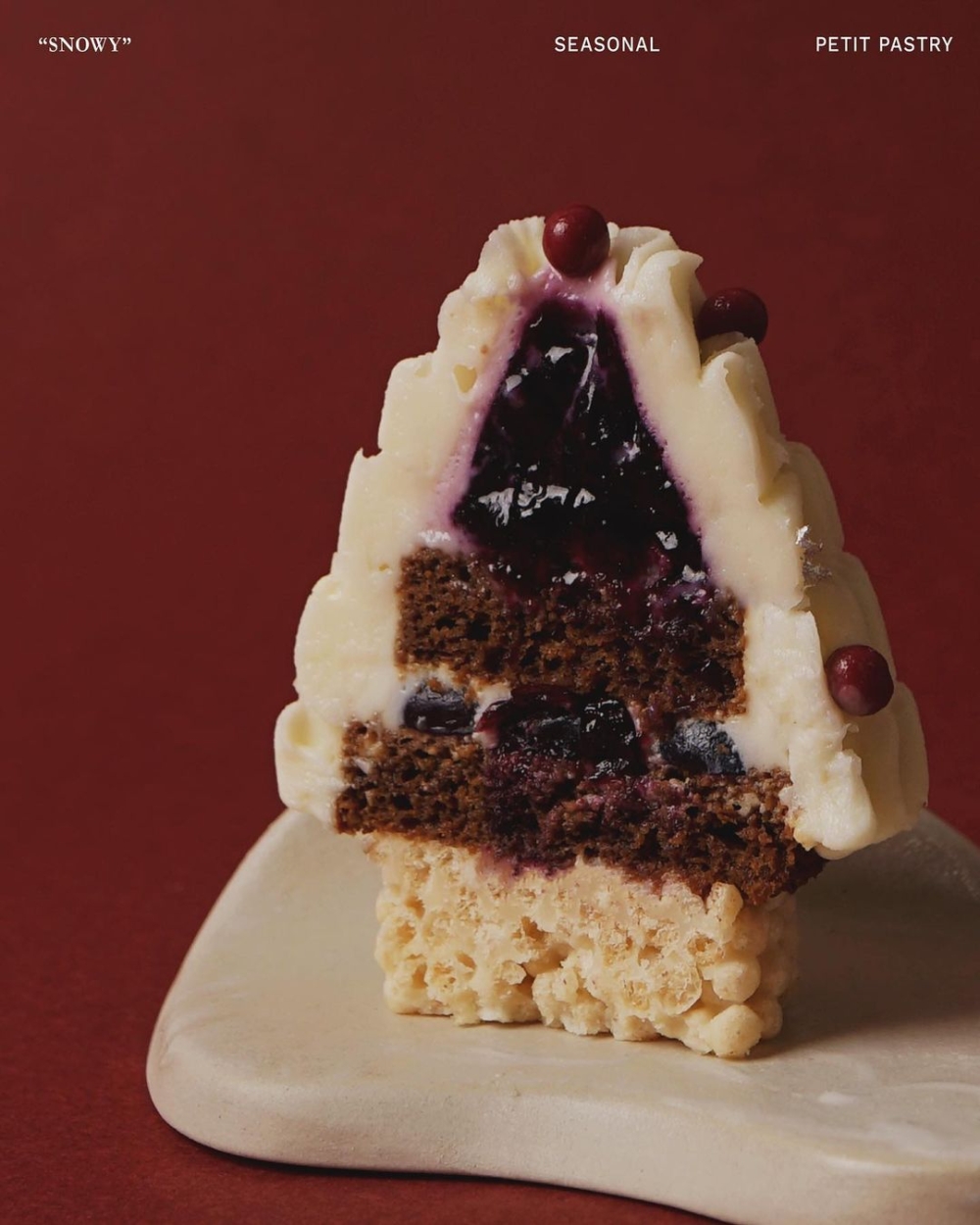 r e l i v e & cakes studio推出的聖誕蛋糕。